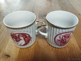 Retro hrnky - Dáma s kyticí - 2