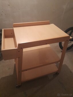 Přebalovací pult - 2