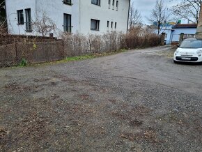 Pronájem parkovacího stání u Brumlovky, Praha 4 - Michle - 2