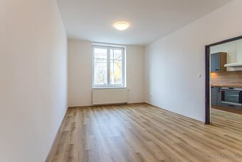 Prodej bytu 1+1 (36 m²) - 2
