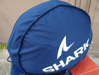Shark - vel. M - 2