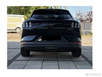 Mustang e-Mach RWD Bat75 kWh Kůž Pano AL Bang&Oluf DPH 5/21 - 2