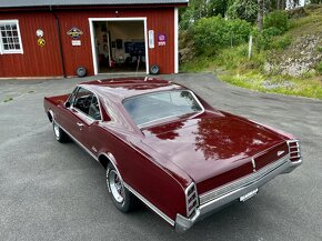1966 Oldsmobile Cutlass - 2