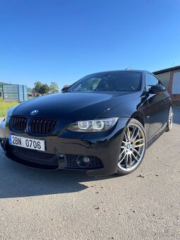 Bmw e92 330i - 2