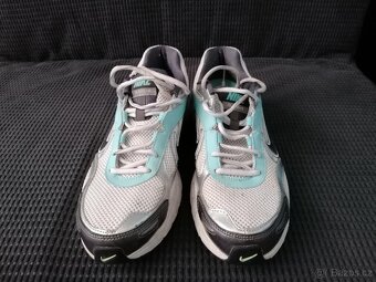 Nike Alaris +4, Nike Air po celé délce - 2