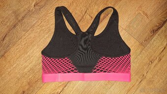 NIKE sportovní podprsenka vel.M. - 2