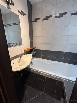 Pronájem bytu 2+kk, 36m2, Praha 3 Žižkov, BEZ PROVIZE RK - 2