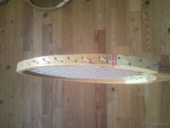 STAROŽITNÁ DŘEVĚNÁ RAKETA TENIS + BADMINTON - 2