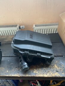 Filtr box pro bmw e90,e91,e92,e93,e82, 335i,135i - 2