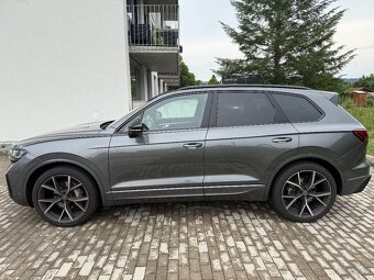 Volkswagen Touareg 3.0 TDi V6/210kW R-Line - 2