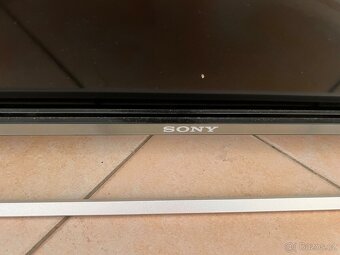 Prodám televizi 40" Sony KDL-40R474A - 2