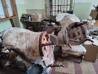 Starožitné křesla 4kusy-6600,-kč - 2