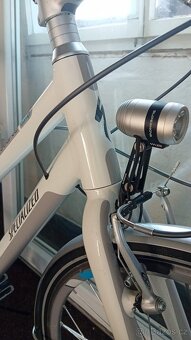 Dámské městské trekingové kolo - Specialized 2x10 - 2