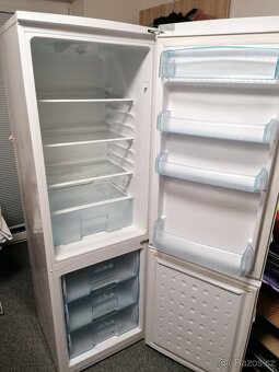 Prodám menší kombinovanou lednici Beko třídy A++ ebergicka - 2