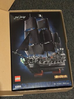 Lego Icons 10365 černá perla piráti z Karibiku - 2