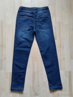 Nové chlapecké džíny vel.134 - 2