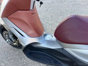 Piaggio Beverly 350 - 2