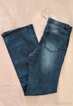 Bootcut džíny - 2