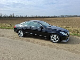 Mercedes-Benz E220 Coupé AMG - 2