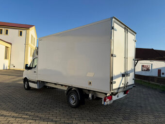 Wolkswagen Crafter r.v. 2014 Chladak-Zasuvka - 2