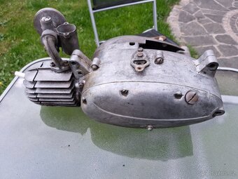 Motor Jawa 50 typ 555 nebo 550 - 2