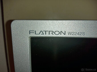 22" Monitor LG Flatron W2242S - 2
