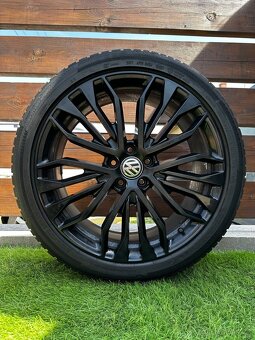 Alu kola 5x112 r20 s pneu (tiguan20) - 2
