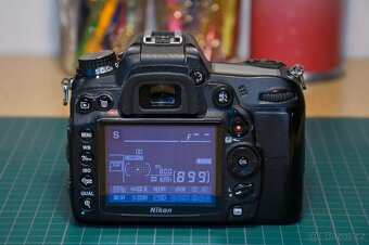 Nikon D7000 - 2