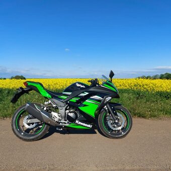 KAWASAKI NINJA 300 - NAJETO POUZE 1.772 km - 2