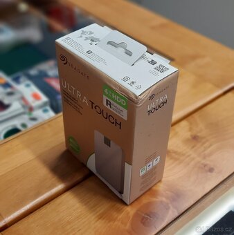 nový externí disk Seagate Ultra Touch 4TB, záruka 2 roky - 2