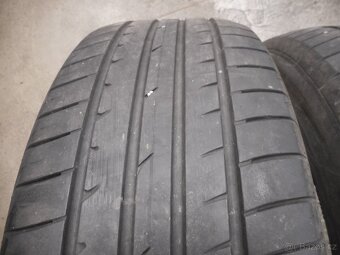 225/60R17 - 2