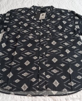 Černobílá pánská košile zn.DC - 2