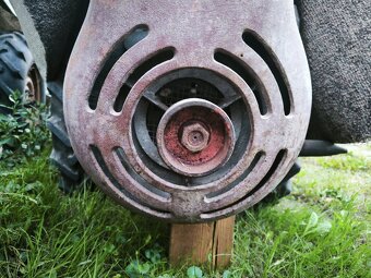 Litinova maska pf-62 - 2