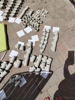 Instalatérský materiál - 2