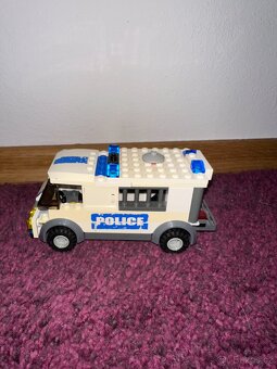Policejní transporter 7245 - 2
