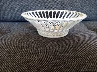 Miska s kytičkama- porcelán. - 2