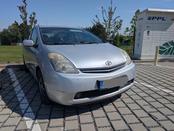 Toyota Prius - 2