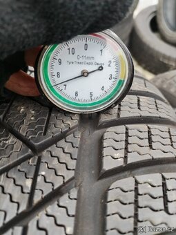 225/55/18 zimni pneu PIRELLI a BRIDGESTONE 225/55 R18 - 2