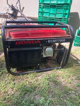 Honda ECMT 7000 - 2