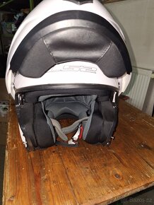 Prodám helmu LS FF370. 1 EASY - 2