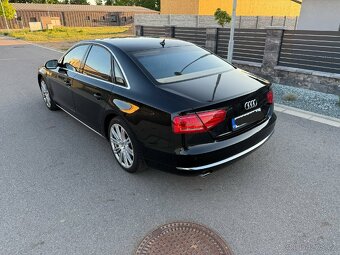 AUDI A8 4:2 TDI R.V 2012 Quattro top stav - 2