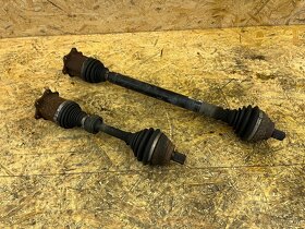 PŘEDNÍ POLOOSY VW 2.0 TDI COMMONRAIL 1K0407272QE/1K0407271LB - 2