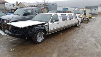 2x Lincoln town car limuzína 4.6 - 2