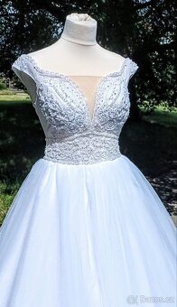 XS-S NOVÉ LUXUSNÍ svatební šaty DREAM - 2