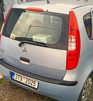 Mitsubishi Colt - 2