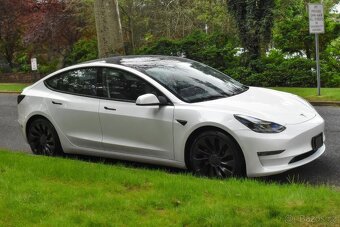 2022 Tesla Model 3 Performance AWD 75кВт - 2