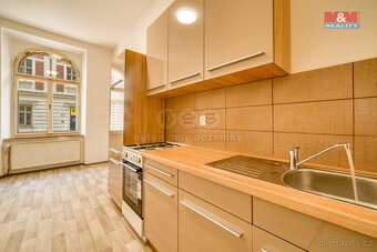 Prodej bytu 2+1, 90 m², Plzeň, ul. Kardinála Berana - 2