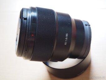 Sony FE 85 1.8 - 2