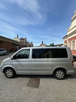 VW MULTIVAN 2,5 D, r.v. 2006 - 2