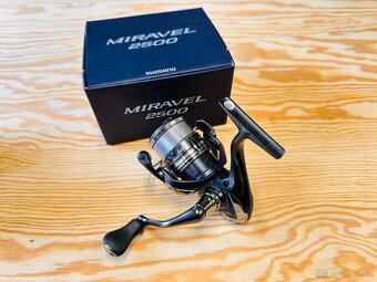 PŘÍVLAČOVÝ NAVIJÁK SHIMANO MIRAVEL 2500 - 2